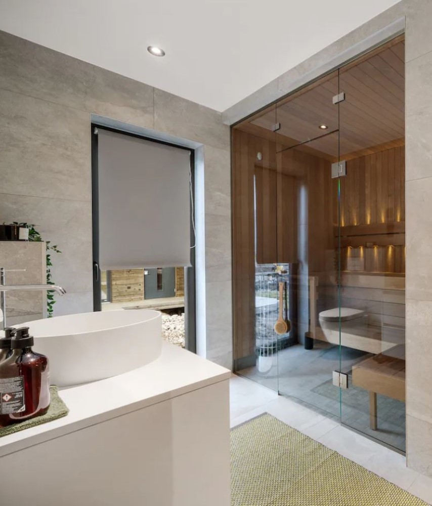 Sauna855x1000.jpg Living