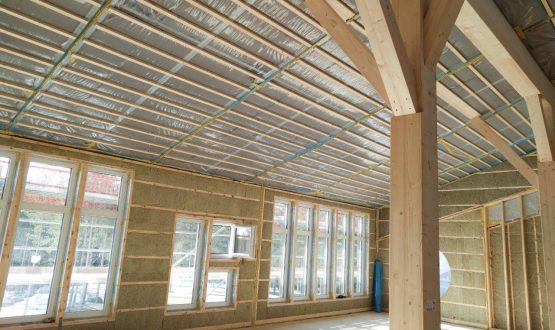 Building a house with wooden elements