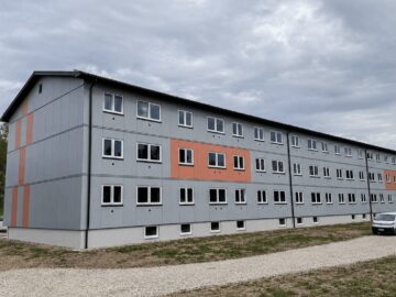 Renovering av flerbostadshus med prefabricerade fasadelement i Iisaku
