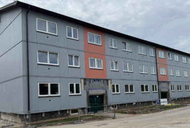 Renoverade flerbostadshus i Iisaku, Estland